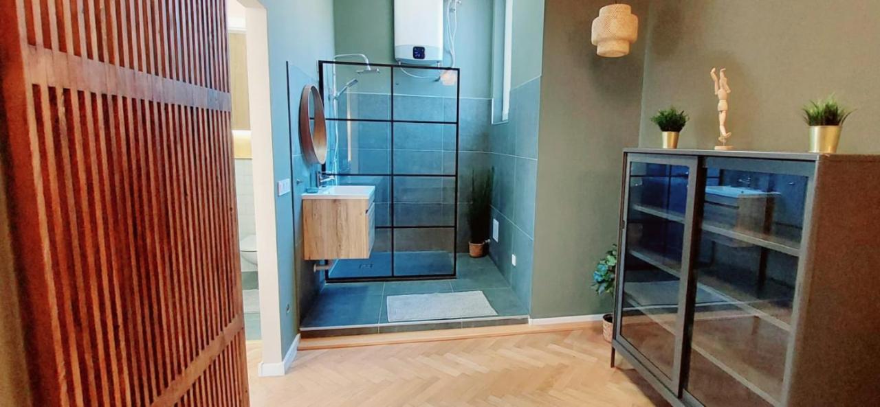 A+ Budapest Downtown Apartments Akacfa Kültér fotó