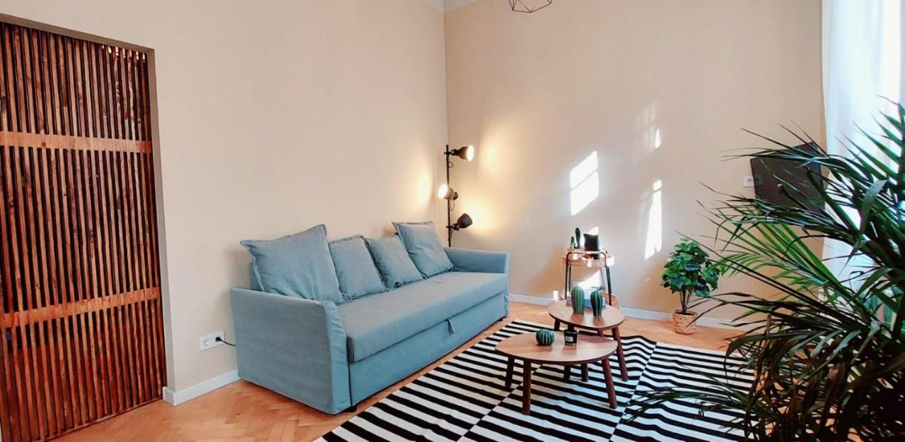 A+ Budapest Downtown Apartments Akacfa Kültér fotó